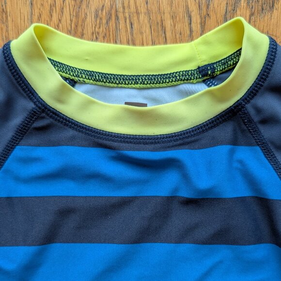 Tea Rashguard - Picture 3 of 5